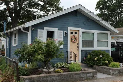4 Greenwood Ave 1