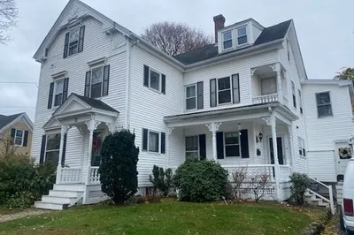 11 Vine St #1