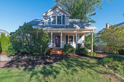 43 Bartlett Street 1