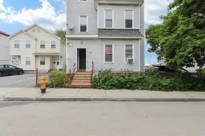 37 Colton St 1