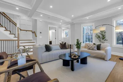 161 Lakeview Ave #2 1