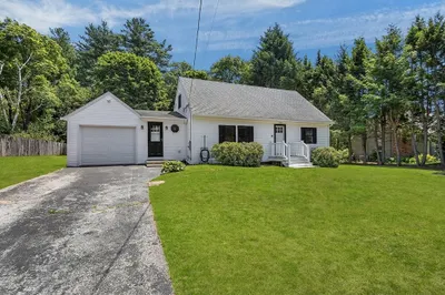 5 Squire Ln 1