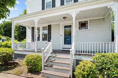 26 Lydon St 1