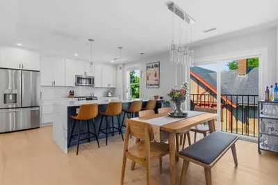 52 West Emerson St #6 1