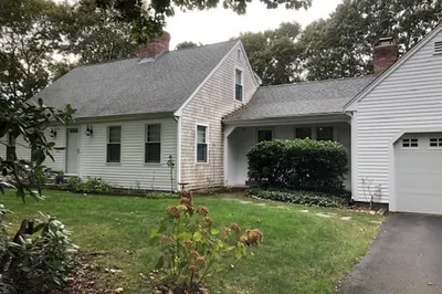 135 Palomino Dr