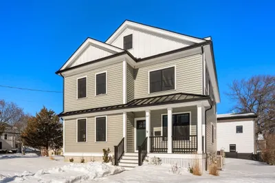 211 Florence Ave 1