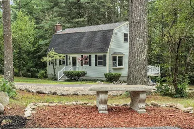 145 Flavell Rd 1