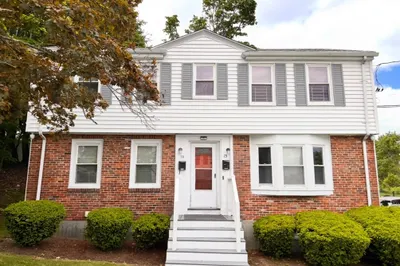 15 Alpheus Rd #2