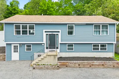 395 Lowell Street 1