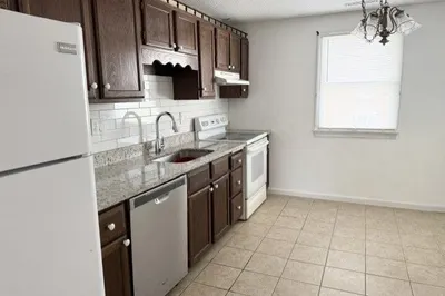 12 Cutter St #2 1