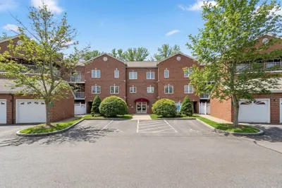 7 Conant Rd #33