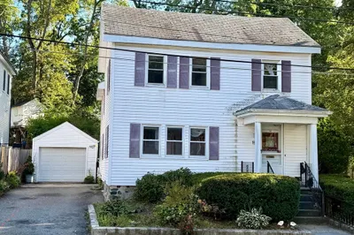 18 Flint Ave 1
