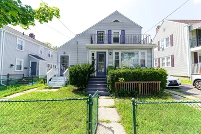 25-27 Lawn Ave #2 1