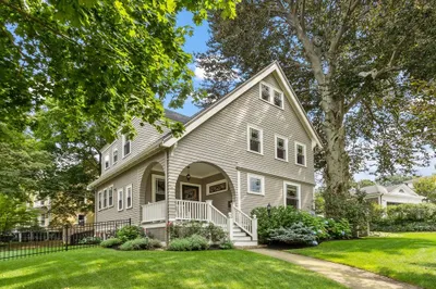 2 Hillside Ave