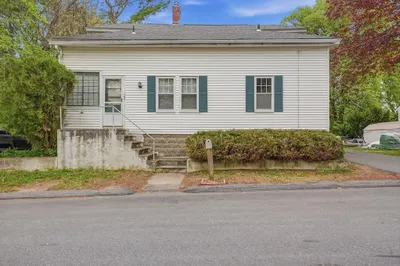 104 Bedford Avenue