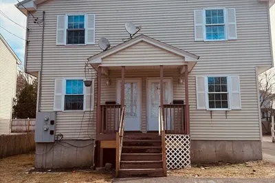 131 Moxon St #R