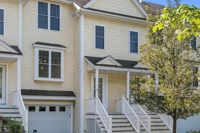 133 Eastern Ave #6 1