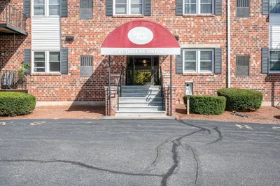 21 Dallas Dr #202 1