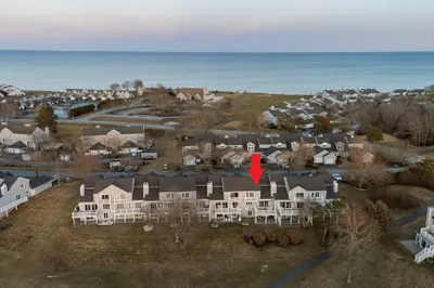 6 Fairway Drive #6 1