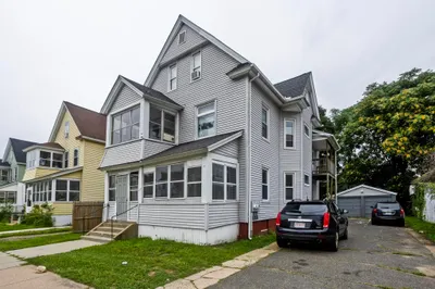 132 Grover St 1