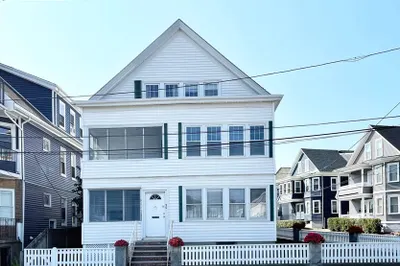 96 Margin St #2