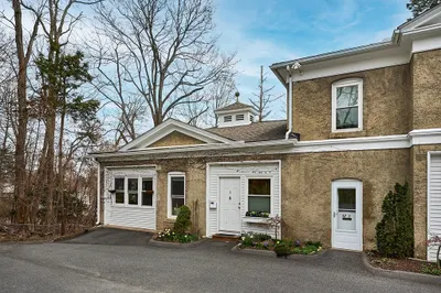 67 Crescent Street #3 1