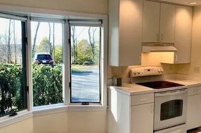 30 Lucille Pl #30 1