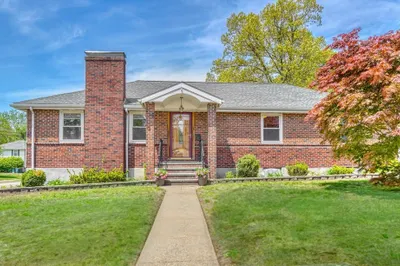 77 Norton Drive 1