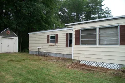 194 Lafayette Road #24E 1