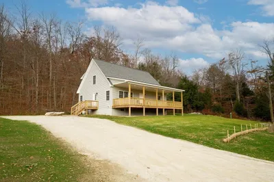 11 Farmhouse Road 1