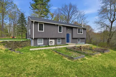 138 West St 1