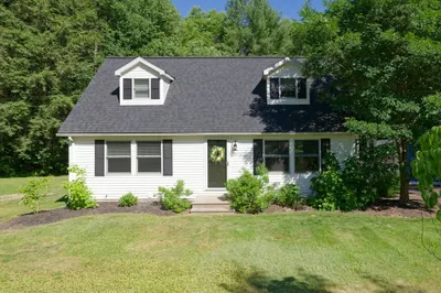 24 Woodland Rd 1