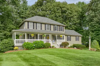 20 Crestview Dr