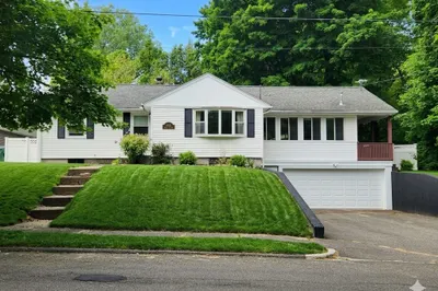 75 Clematis Rd 1