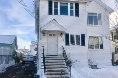 31 Windsor St #2 1