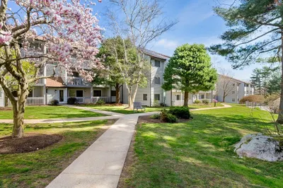 2411 Franklin Crossing Rd #2411 1