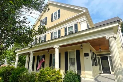 90 Franklin Street