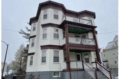 61 Topliff St #1