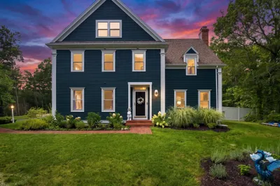 31 Quaker Village Ln 1