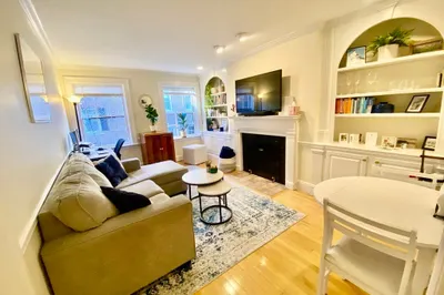 20 Lime St #33