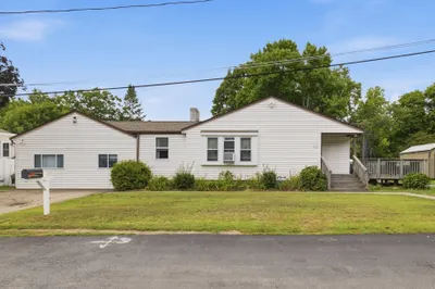 1075 W Elm St Extension 1