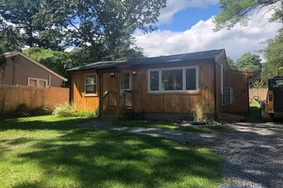 7 Hollis Ave 1