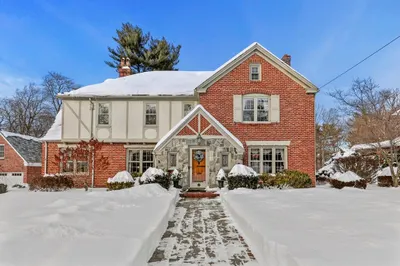 58 Englewood Road 1