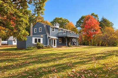 54 Old Gilbertville Rd 1