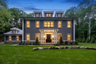 192 Pond Road 1