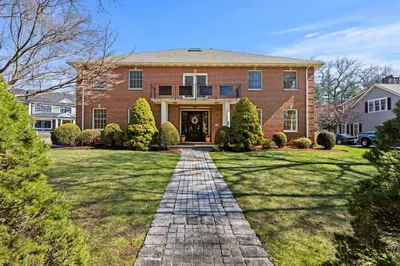 124 Lauricella Lane 1