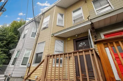 57 Hano St