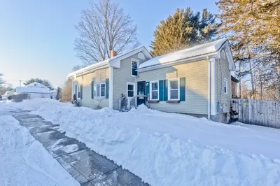 22 Crawford St