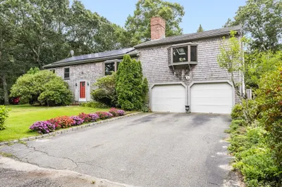 49 Windmill Ln