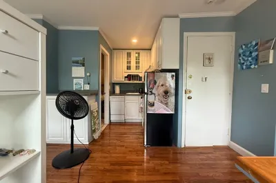 20 Concord Sq #6